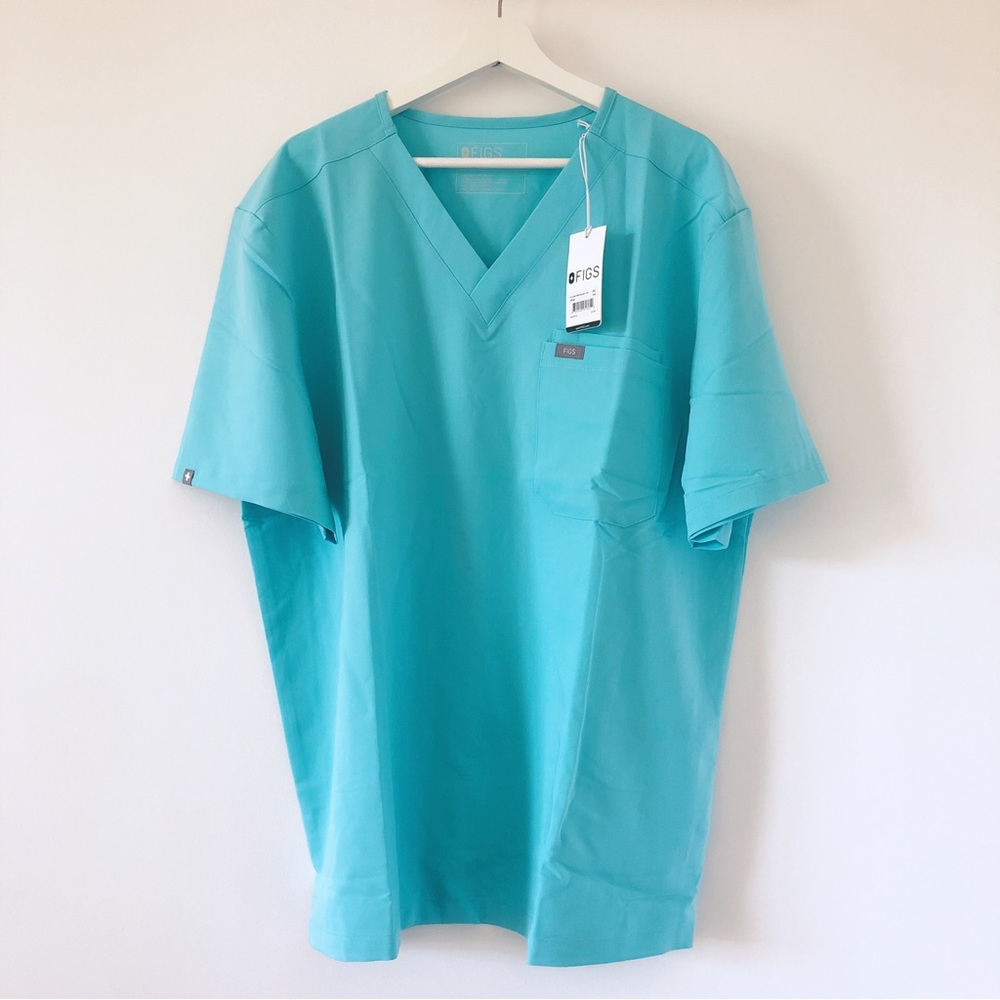 NWT Men’s FIGS Scrub Technical Collection Leon Two-Pocket Top Turquoise Size 2XL